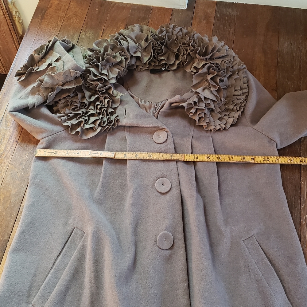 Ryu Swing Coat - Picture 8 of 10